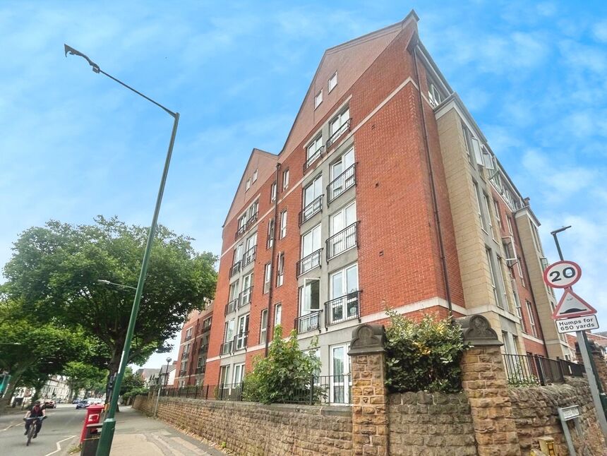 Main image of 2 bedroom Flat to rent, Russell Road, Nottingham, Nottinghamshire, NG7