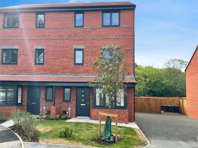 Coding Close, 4 bedroom Semi Detached House for sale, £115,500