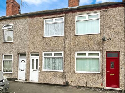 2 bedroom Mid Terrace House for sale