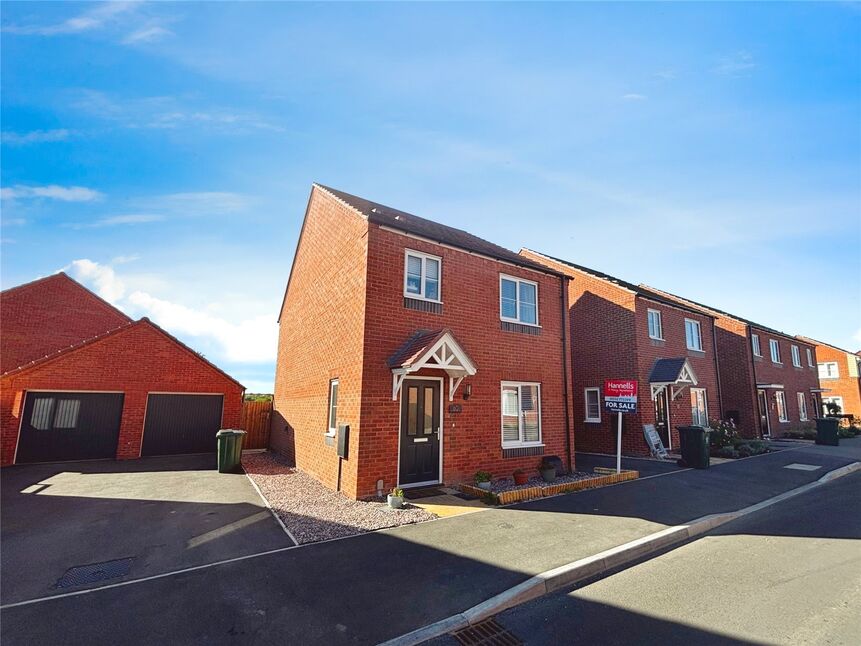 Main image of 3 bedroom Semi Detached House for sale, Dalbeattie Avenue, Stenson Fields, Derbyshire, DE24