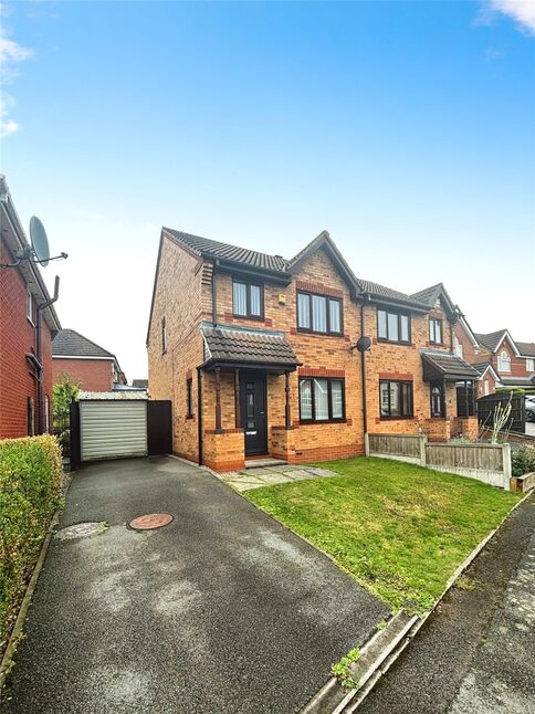 Main image of 3 bedroom Semi Detached House for sale, Wakefield Croft, Ilkeston, Derbyshire, DE7