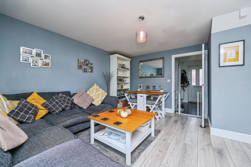 Lounge / Dining room