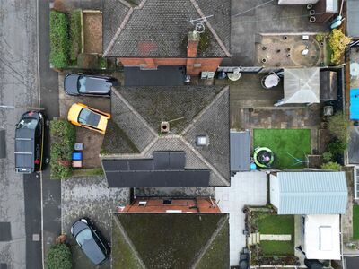 Gresley Road, 3 bedroom Detached House for sale, &pound;268,000