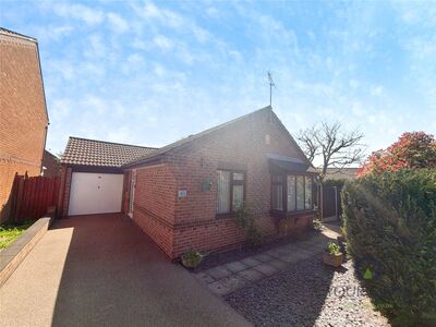 Fiskerton Way, 3 bedroom Detached Bungalow for sale, &pound;265,000