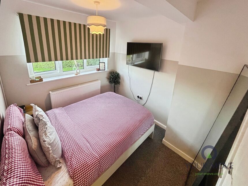 Bedroom 4 / Office