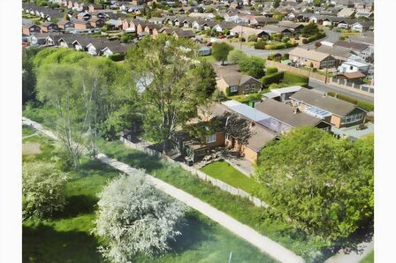 4 bedroom Detached Bungalow for sale
