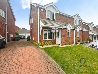 St. Davids Close, 3 bedroom Semi Detached House for sale, &pound;190,000