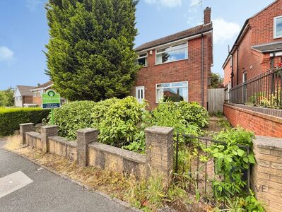 Kensington Gardens, 3 bedroom Detached House for sale, &pound;180,000
