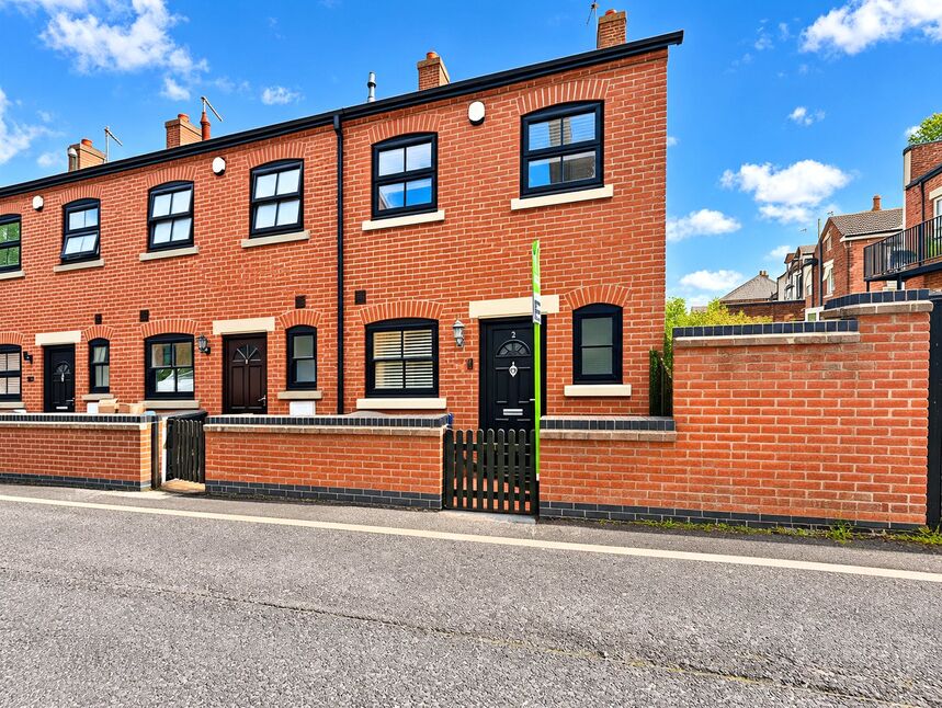 Main image of 2 bedroom End Terrace House for sale, Hallcroft Road, Ilkeston, Derbyshire, DE7