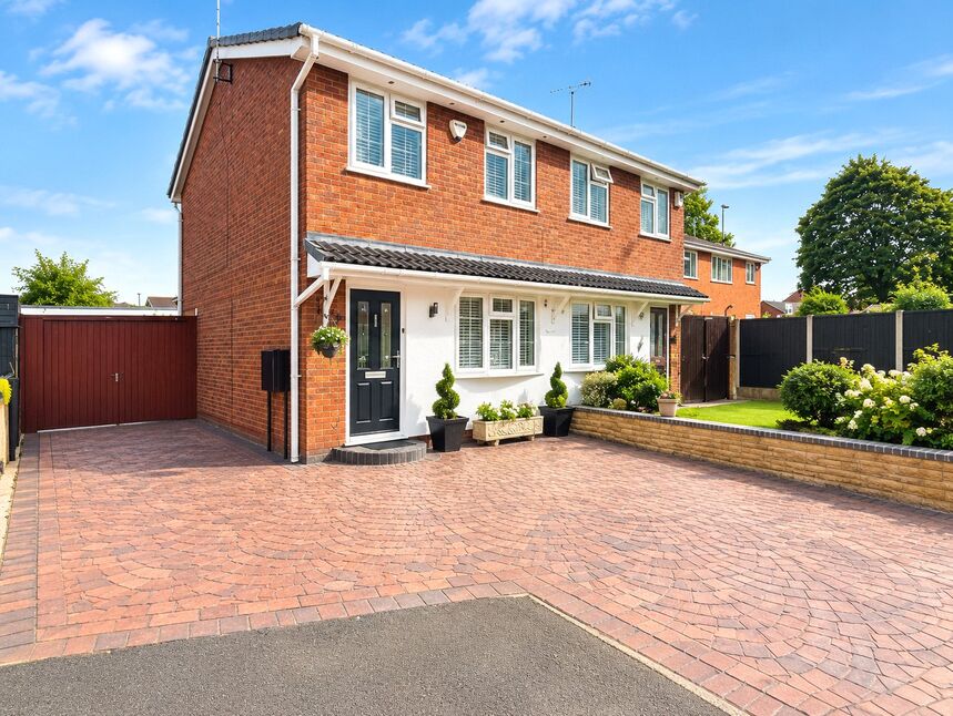2 bedroom Semi Detached House for sale