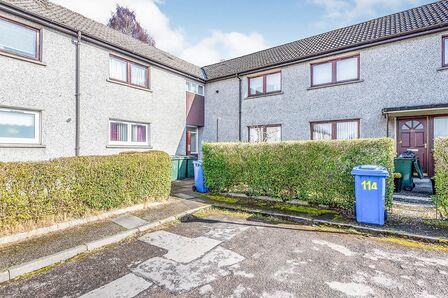 Mackay Road, 2 bedroom  Flat to rent, £750 pcm