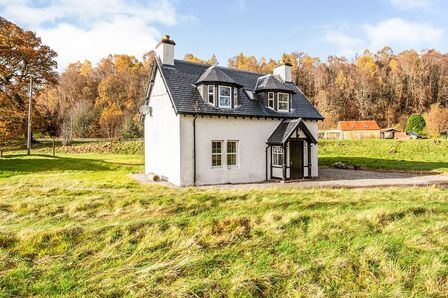 3 bedroom Detached House to rent