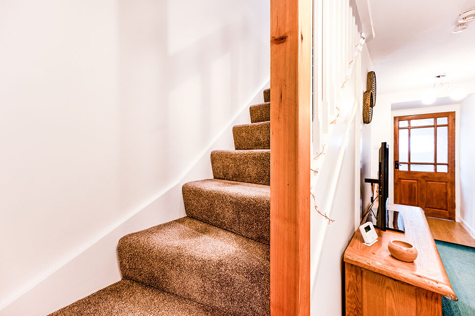 2 bedroom Semi Detached House for sale, Leachkin, Inverness, IV3 £175,000