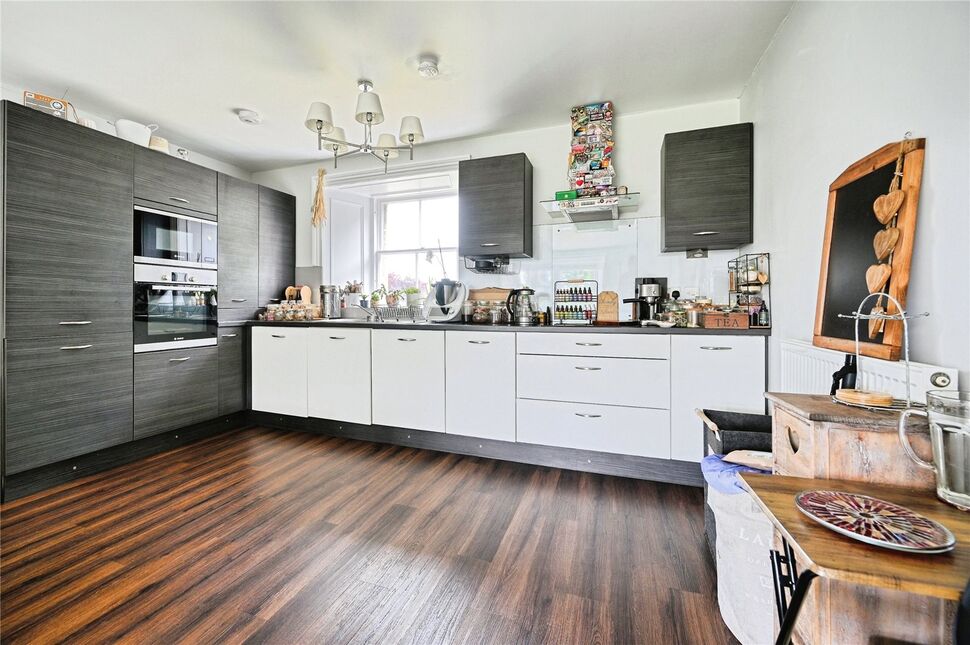 Kitchen / Living Room