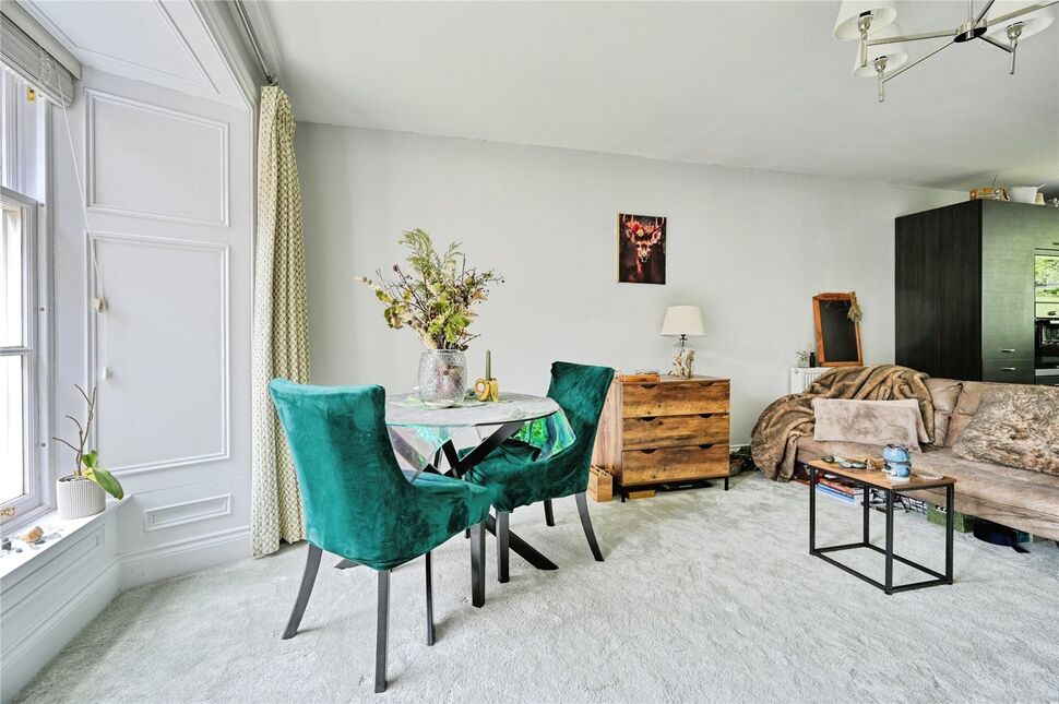 Kitchen / Living Room
