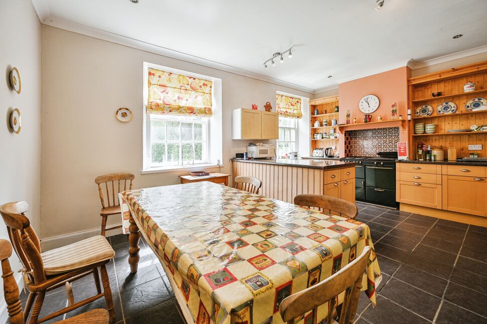 4 bedroom Mid Terrace House for sale, Beauly, Highland, IV4 £339,950