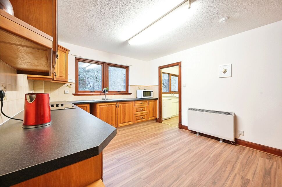 4 bedroom Detached House for sale, Beauly, Highland, IV4 £410,000