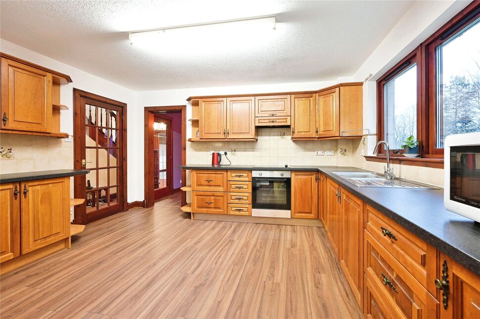 4 bedroom Detached House for sale, Beauly, Highland, IV4 £410,000