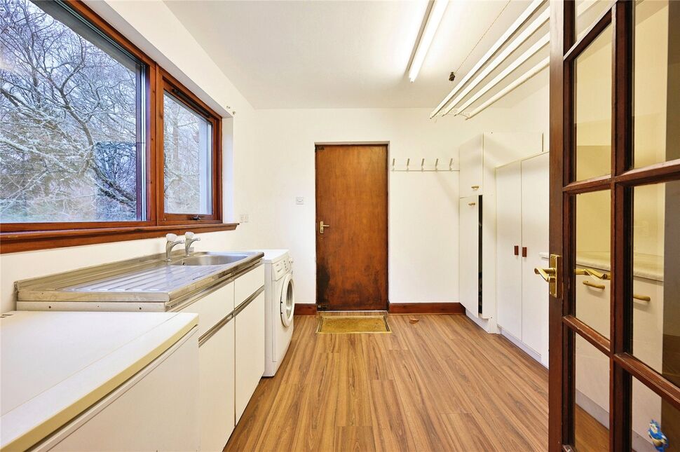 4 bedroom Detached House for sale, Beauly, Highland, IV4 £410,000