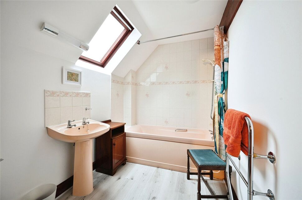 4 bedroom Detached House for sale, Beauly, Highland, IV4 £410,000