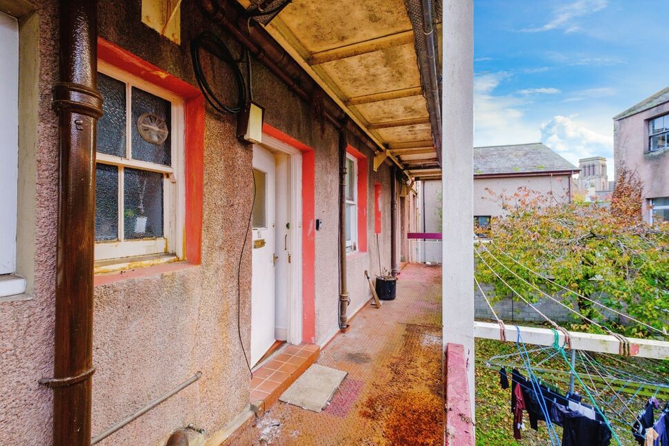Main image of 2 bedroom  Flat for sale, May Court, Inverness, Highland, IV3