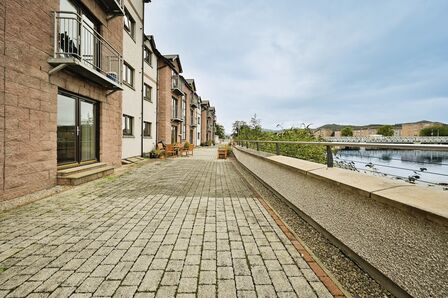 2 bedroom  Flat for sale