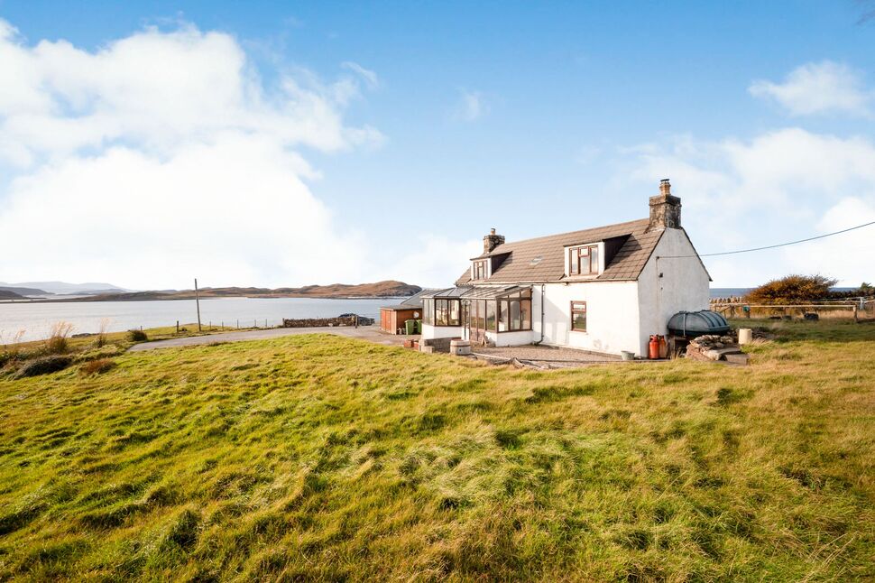 2 bedroom Detached House for sale, Achiltibuie, Ullapool, IV26 £240,000