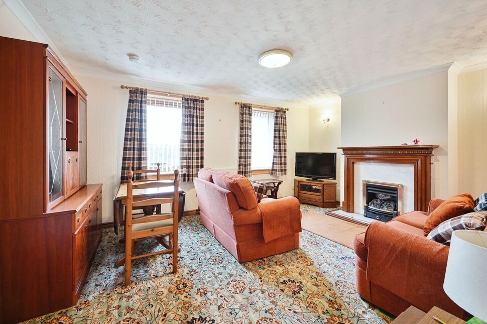 2 bedroom Semi Detached Bungalow for sale, Seaforth Place, Maryburgh