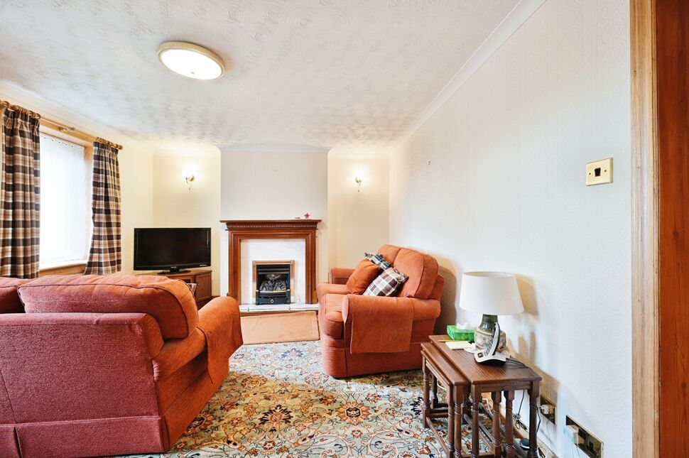 2 bedroom Semi Detached Bungalow for sale, Seaforth Place, Maryburgh