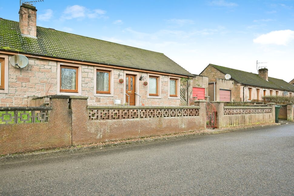 2 bedroom Semi Detached Bungalow for sale, Seaforth Place, Maryburgh