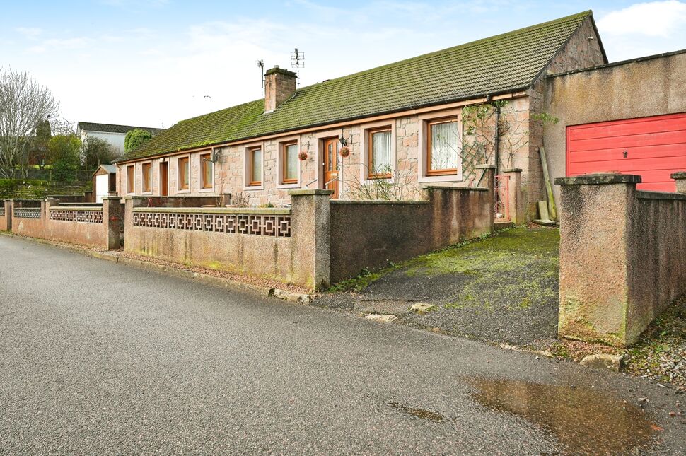 2 bedroom Semi Detached Bungalow for sale, Seaforth Place, Maryburgh