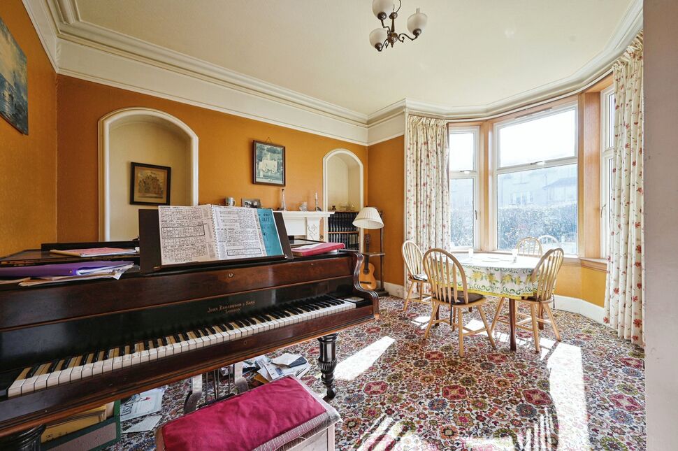 5 bedroom Detached House for sale, Midmills Road, Inverness, IV2 £400,000