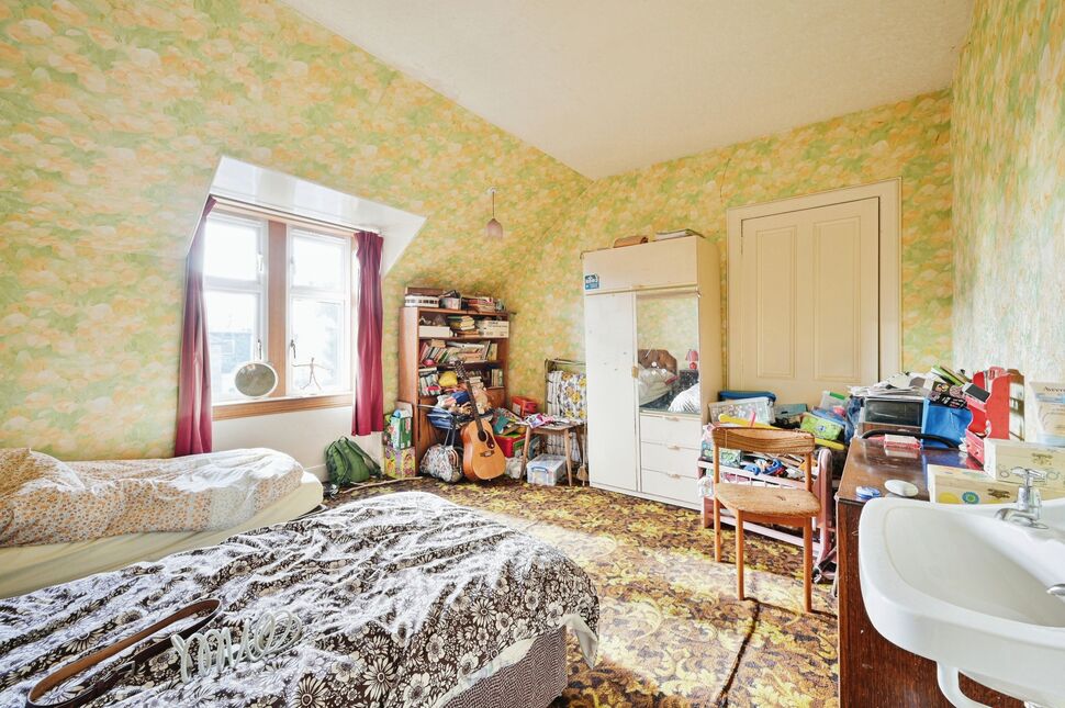 5 bedroom Detached House for sale, Midmills Road, Inverness, IV2 £400,000