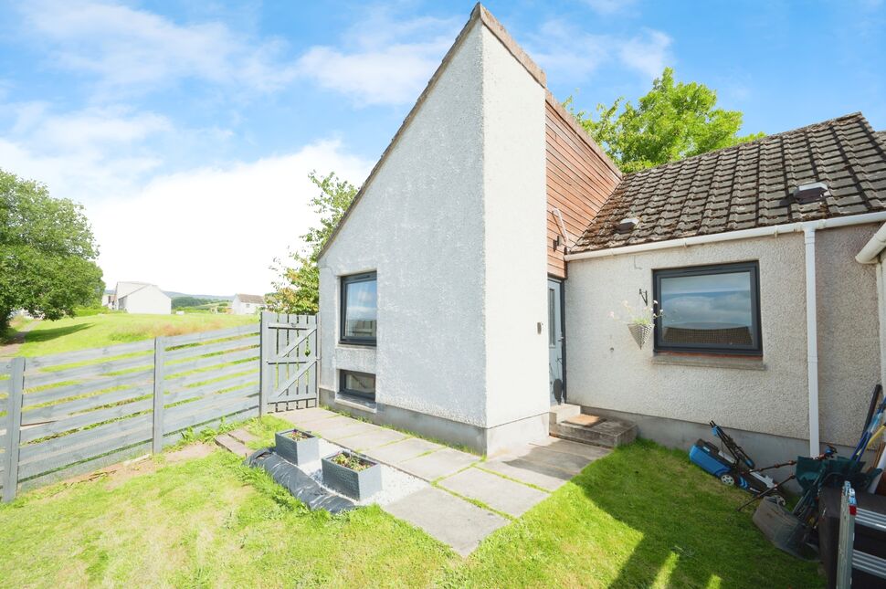 Main image of 1 bedroom End Terrace Bungalow for sale, Cnoc Place, Dingwall, Highland, IV15