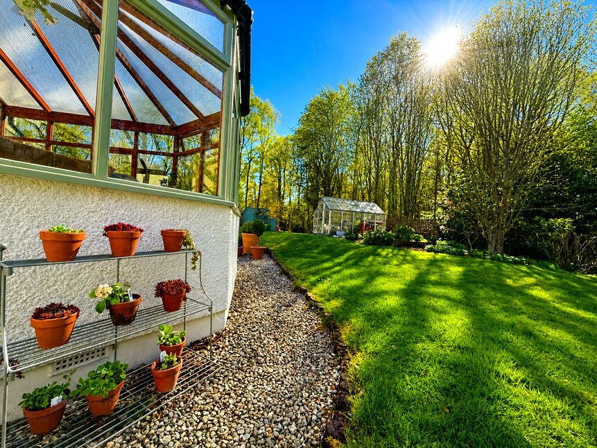 Garden and Location