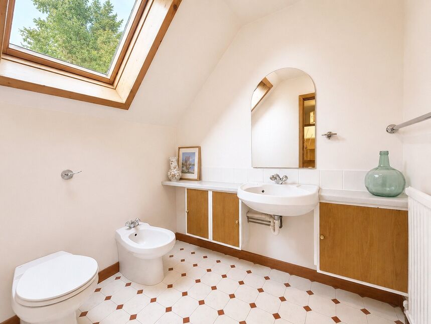 Bathroom 2