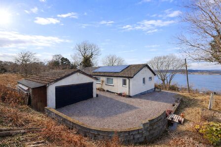 4 bedroom Detached Bungalow for sale