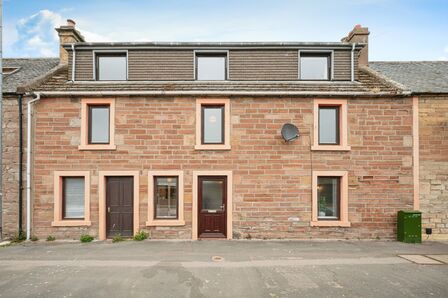 5 bedroom Mid Terrace House for sale