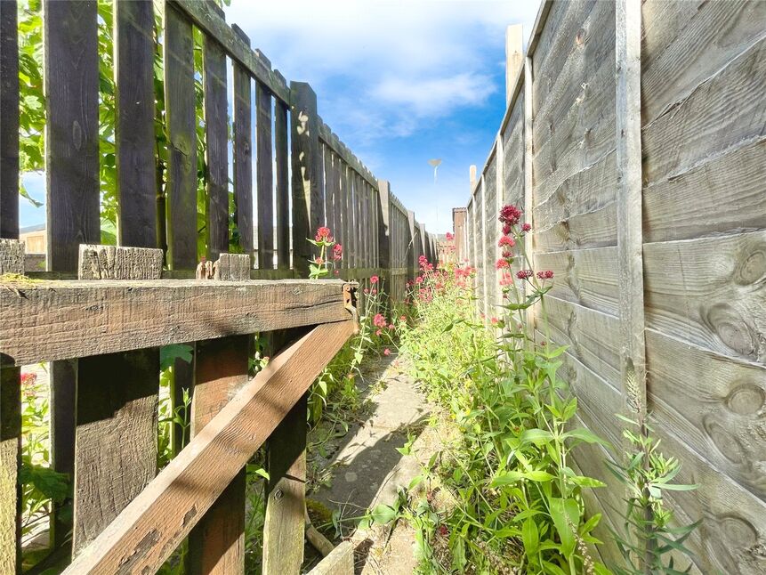 Garden & Location