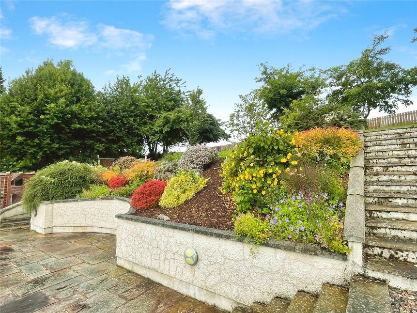 Garden and Location
