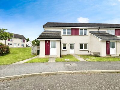 Spey Avenue, 2 bedroom  Flat to rent, £895 pcm