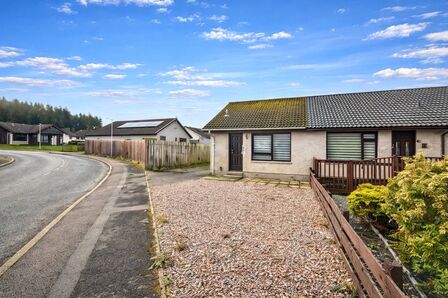 Lochlann Crescent, 1 bedroom Semi Detached Bungalow for sale, &pound;150,000