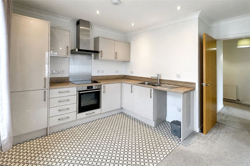 Lounge / Kitchen