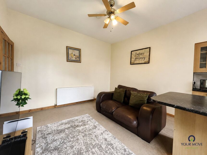 Lounge / Kitchen