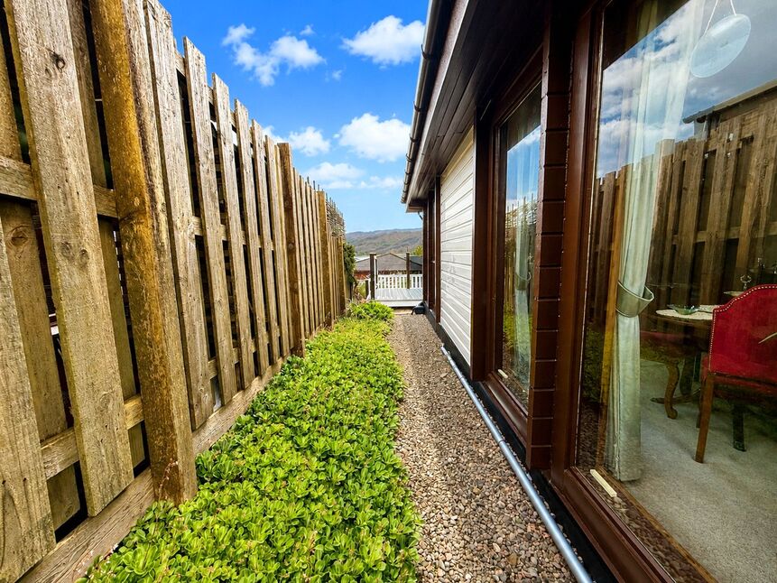 Garden and Location