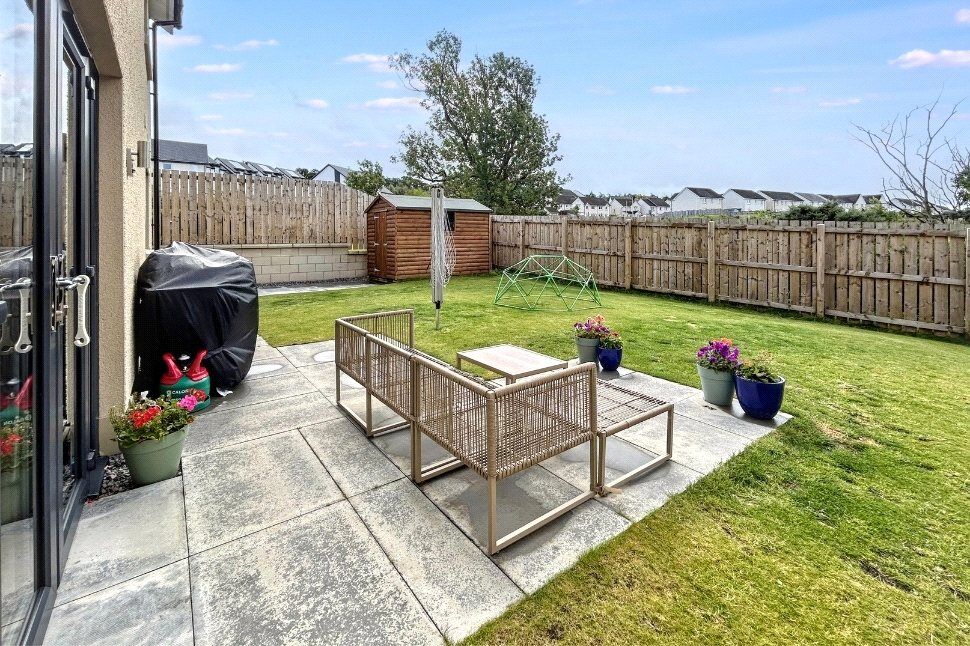 Garden and Location
