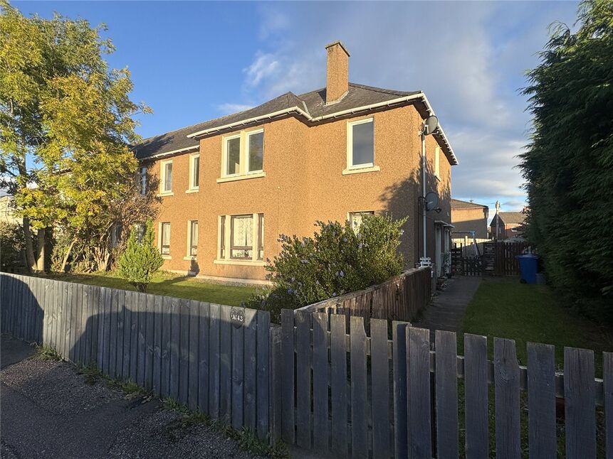 3 bedroom Flat for sale