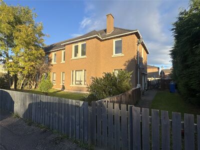 3 bedroom Flat for sale