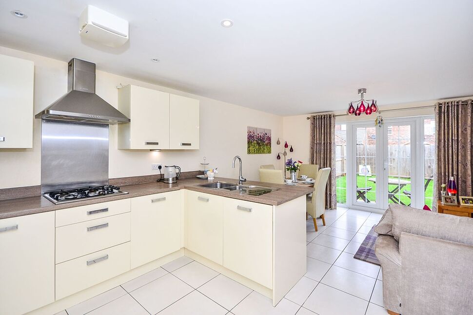 Open Plan Living / Dining Room / Kitchen