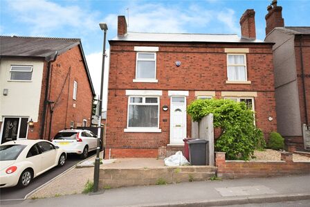 Victoria Road, 3 bedroom Semi Detached House for sale, £170,000